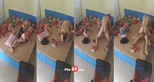 Hack Camera Cặp vợ chồng dâm đãng chịch nhau trước mặt con nhỏ – Phần 3